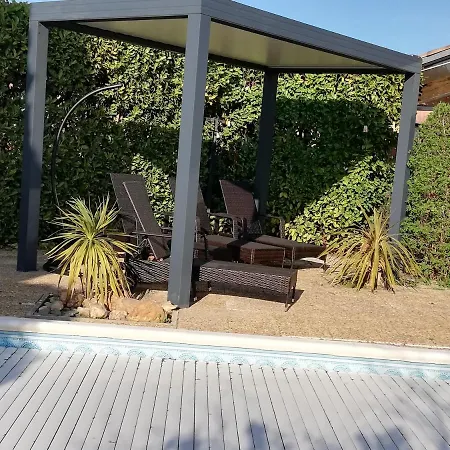 Maison D Architecte Chez Huguette *