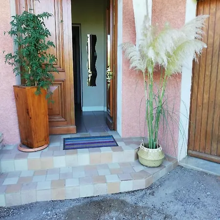 Guest house Maison D Architecte Chez Huguette